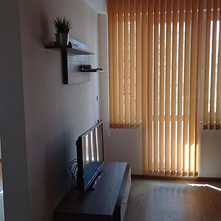 Apartments Vesi&Gery Pomorie Exterior foto