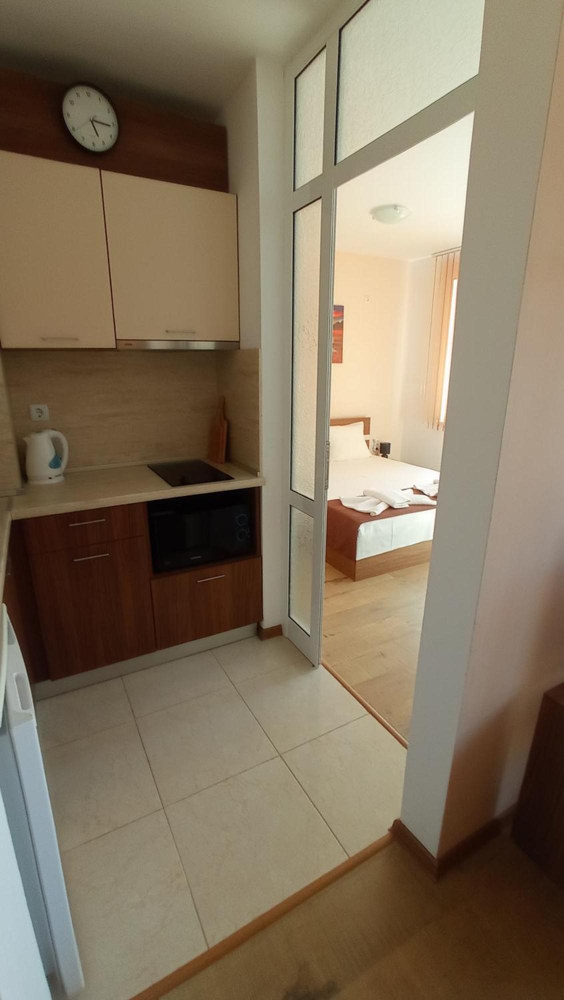 Apartments Vesi&Gery Pomorie Exterior foto